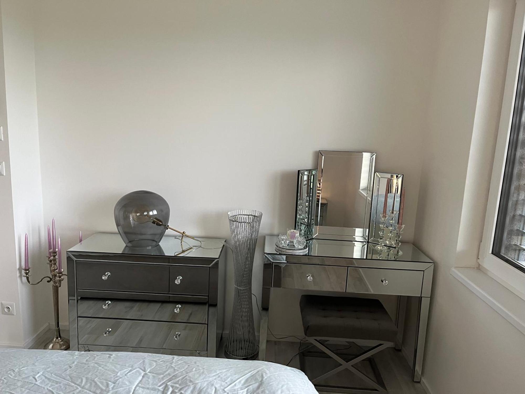 Apartment Modern Close To Tram And Airport, Free Parking Prag
