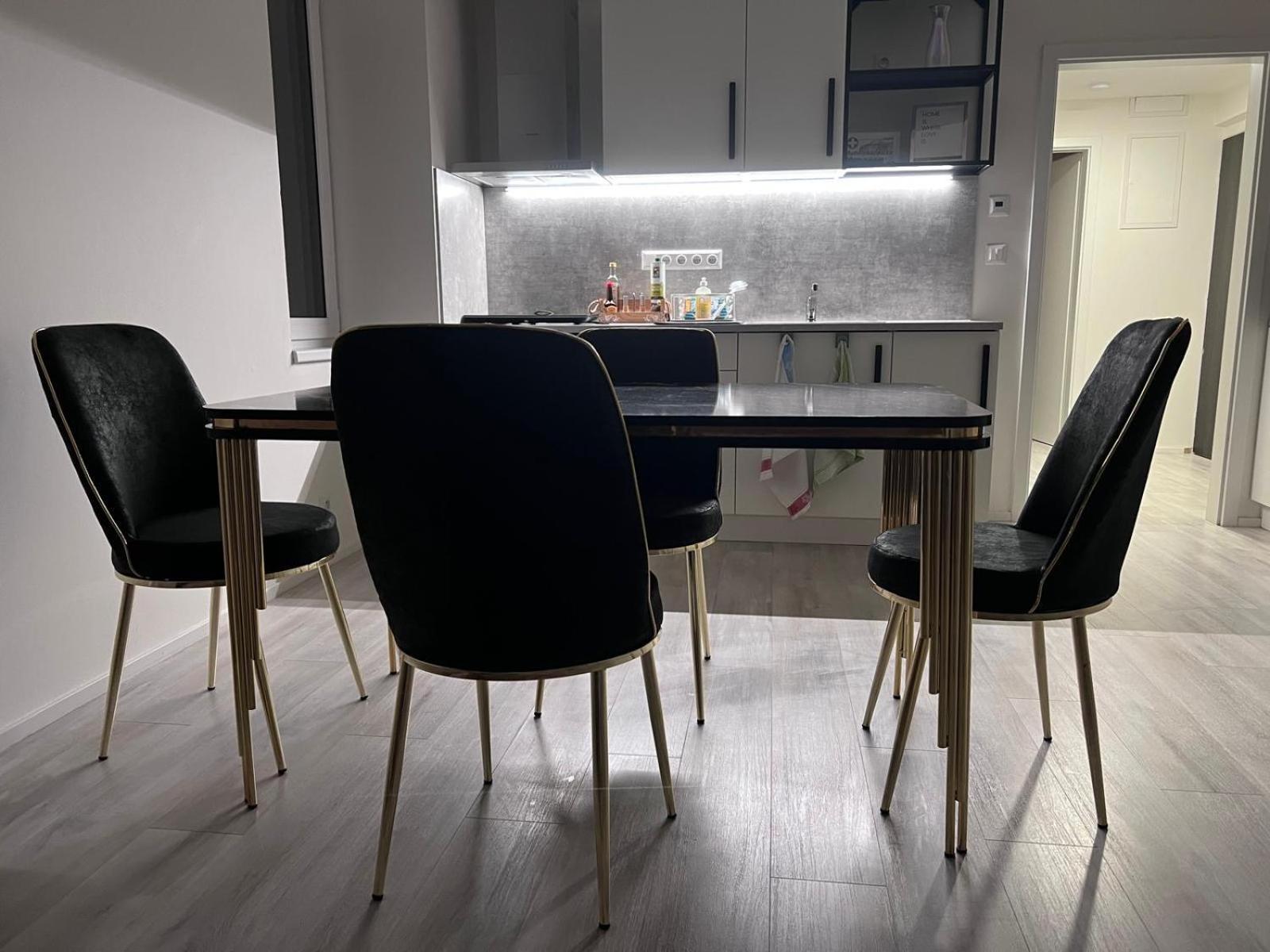 Apartment Modern Close To Tram And Airport, Free Parking